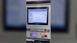 جهاز اختبار الاهتزاز العمودي ISTA Radom